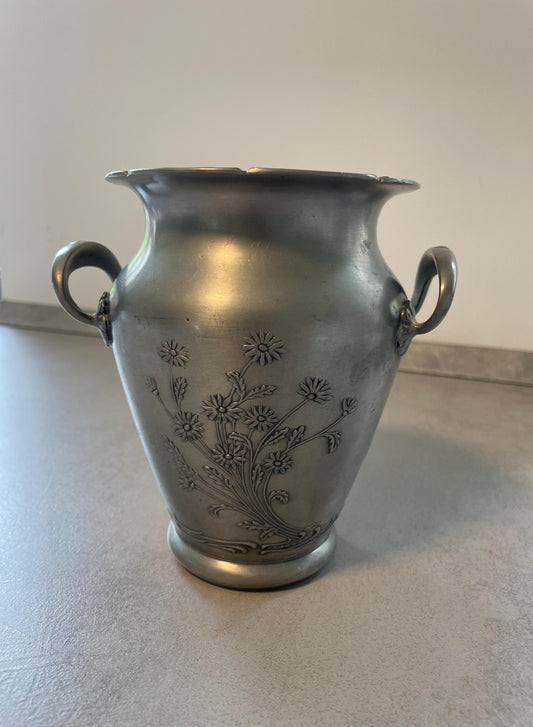 pewter vase: Frieling-Zinn