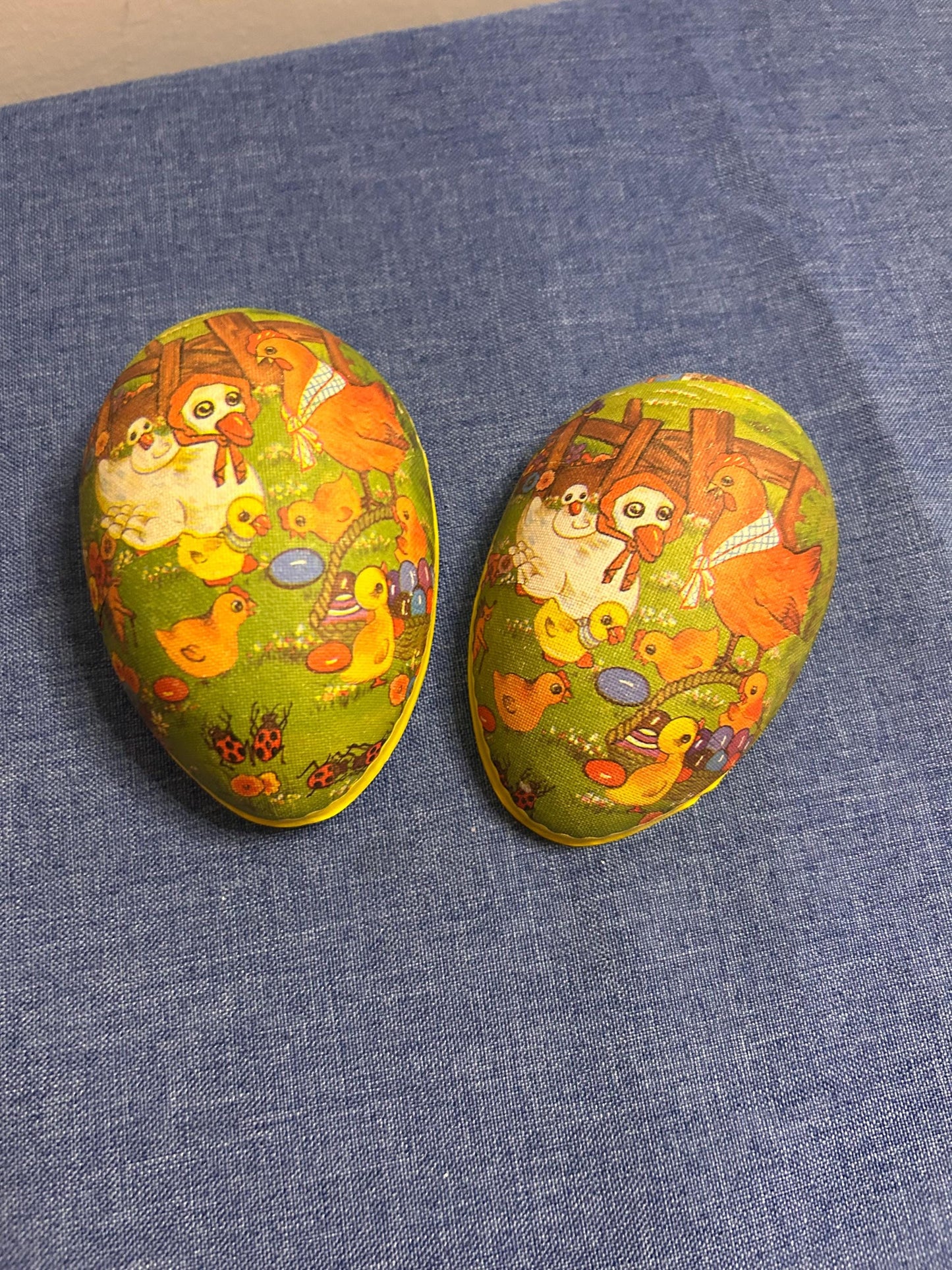 2 beautiful vintage Easter eggs