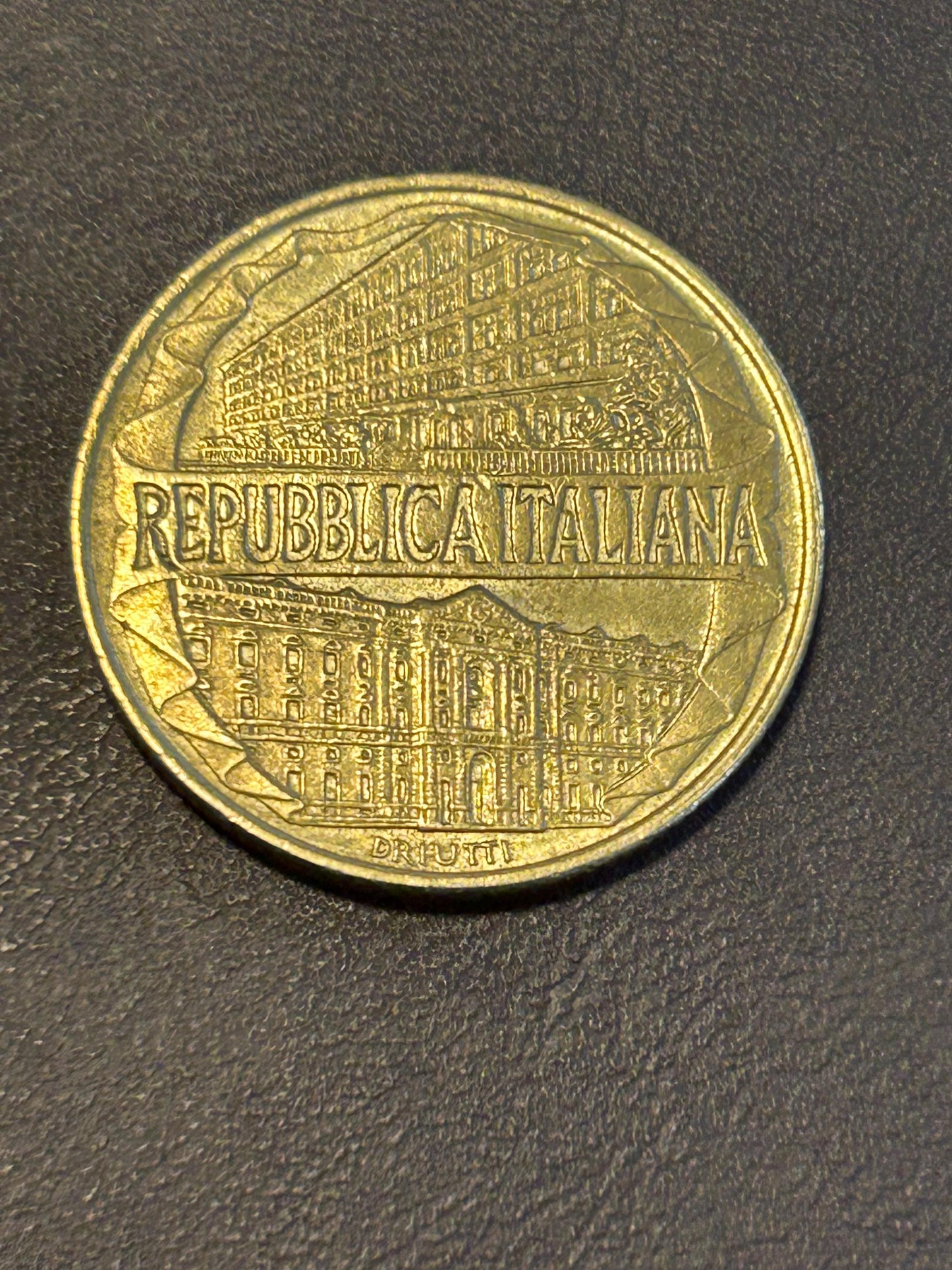 1996 Italy 200 Lire Academy of the Guardia di Finanza