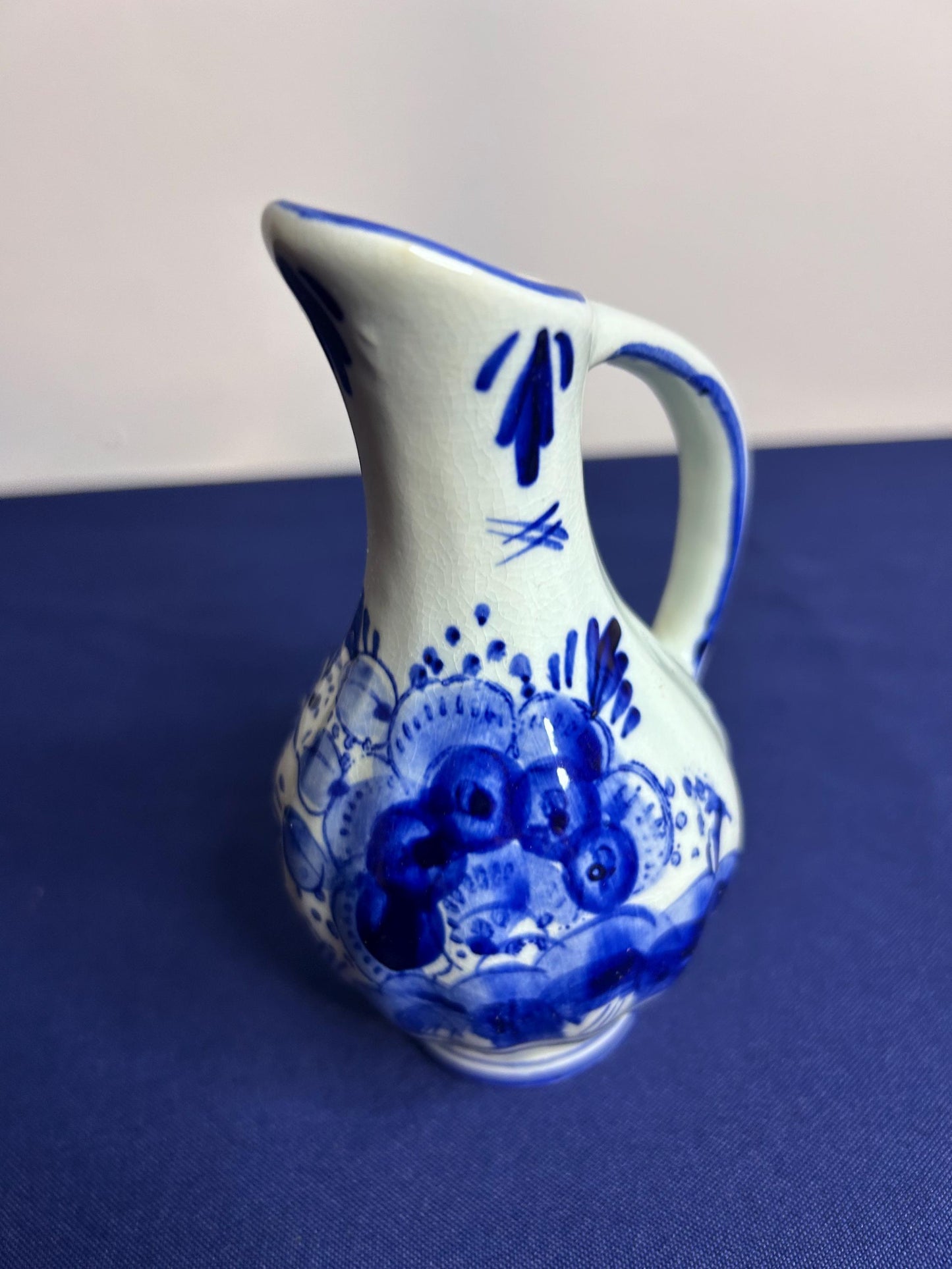 Jug 13 cm Delft style