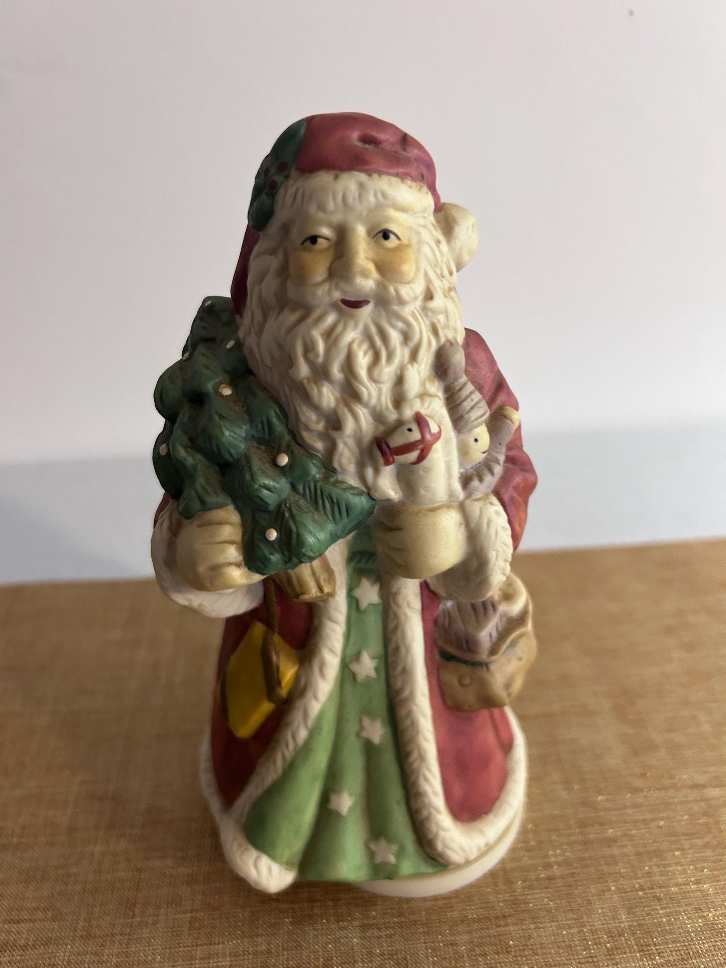 music box Santa Claus