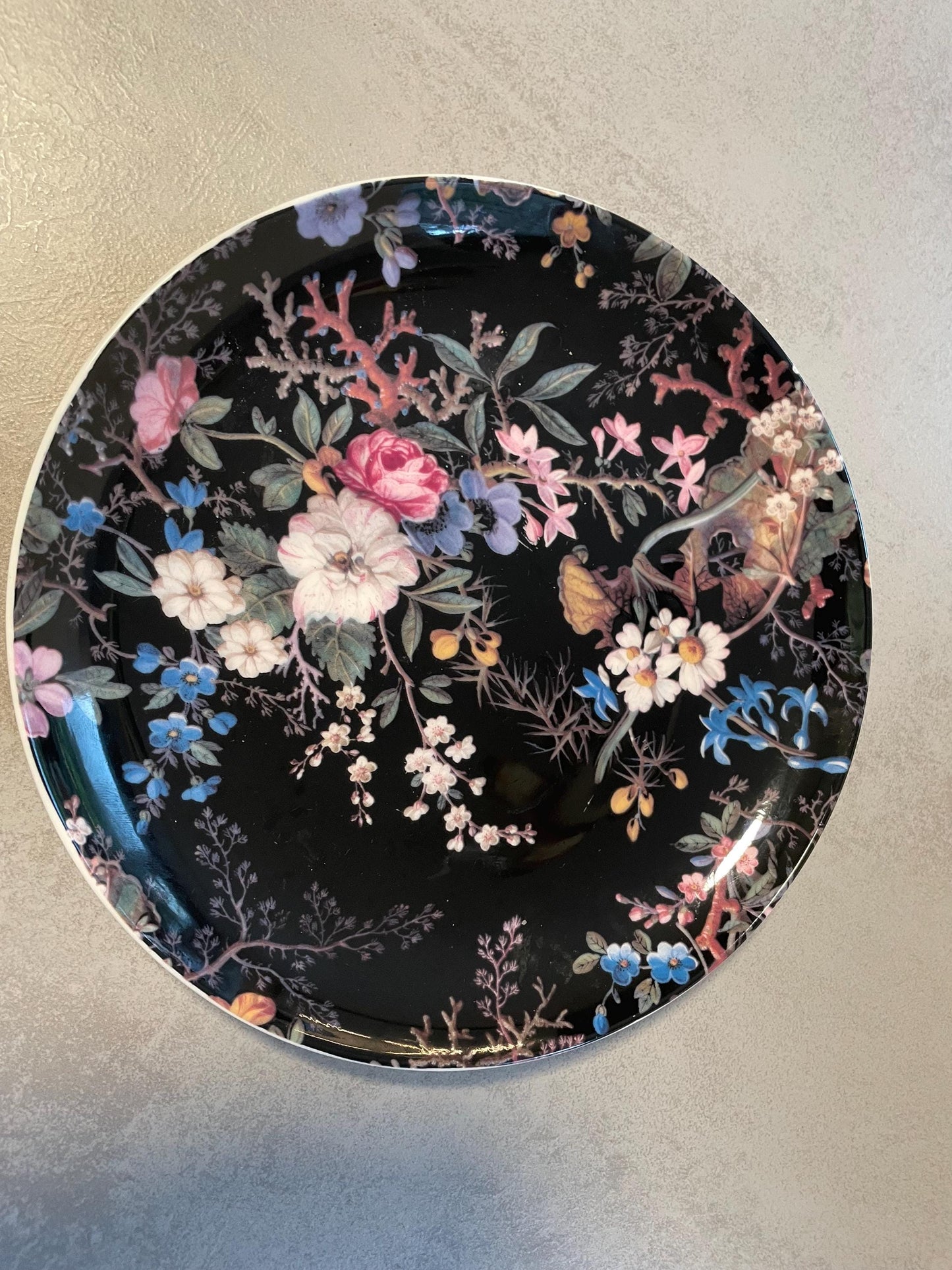 Maxwell & Williams Black Cashmere Midnight Blossom China