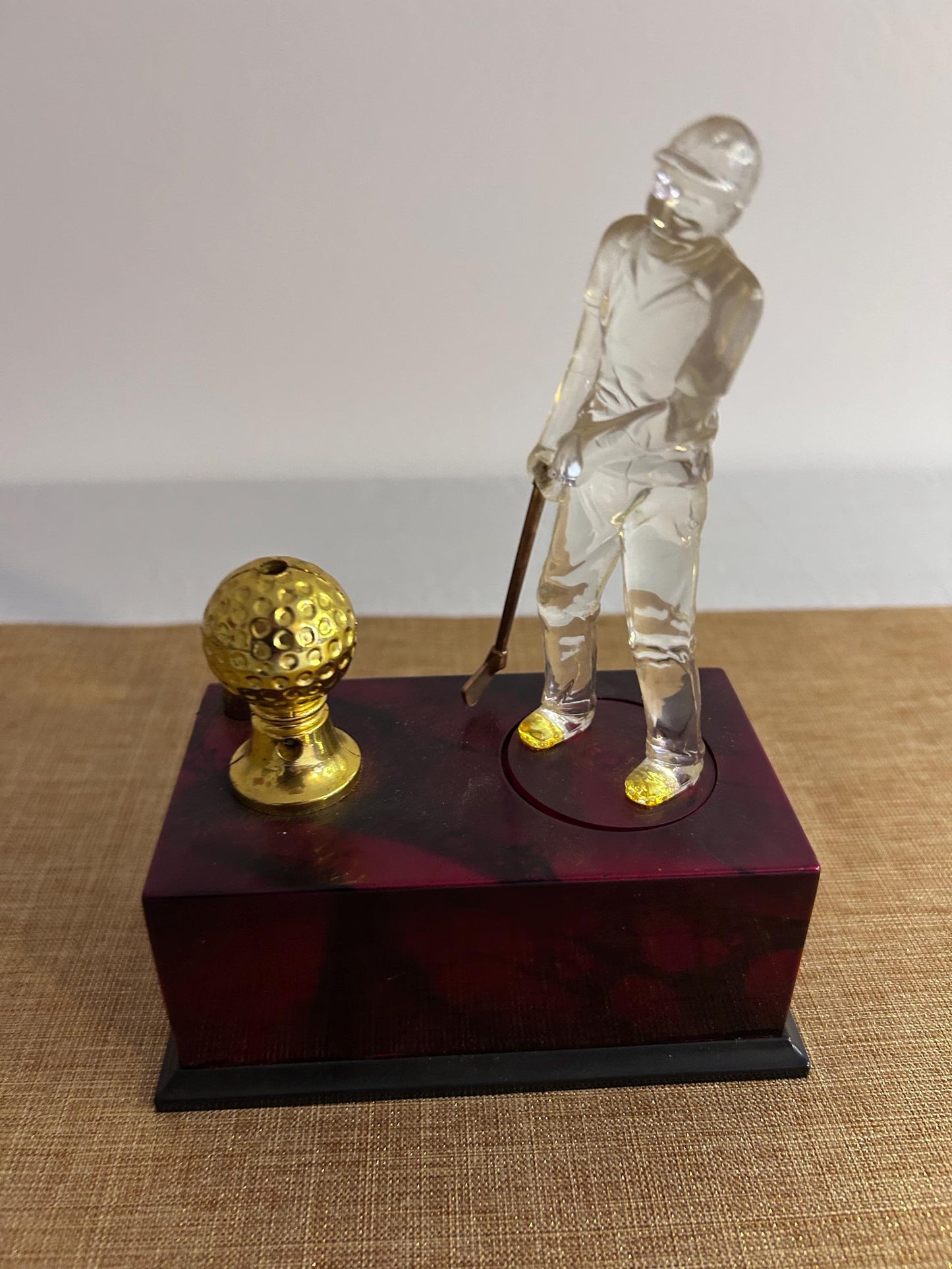 golfer music box