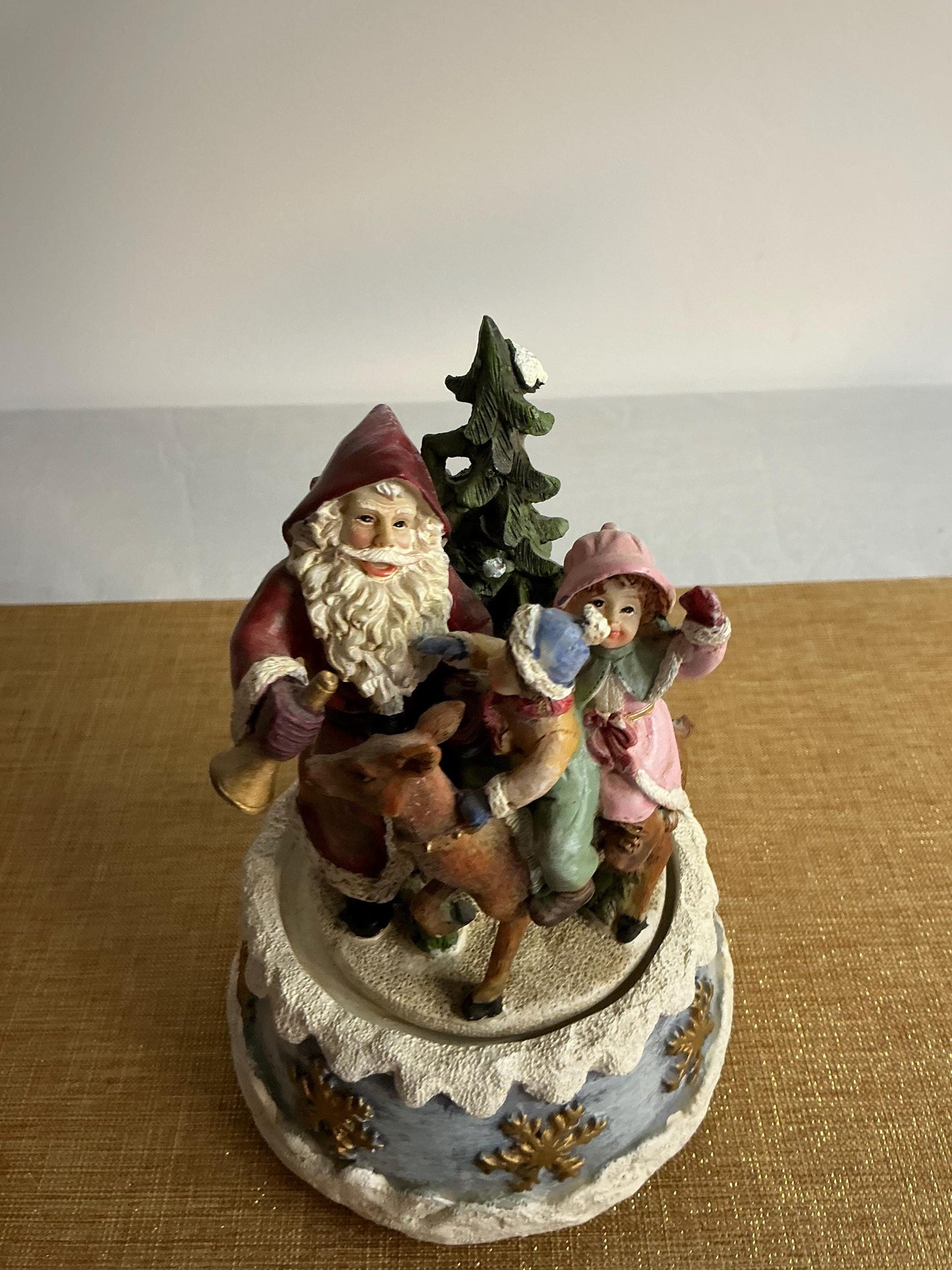 Enchanting Christmas music box in Victorian style