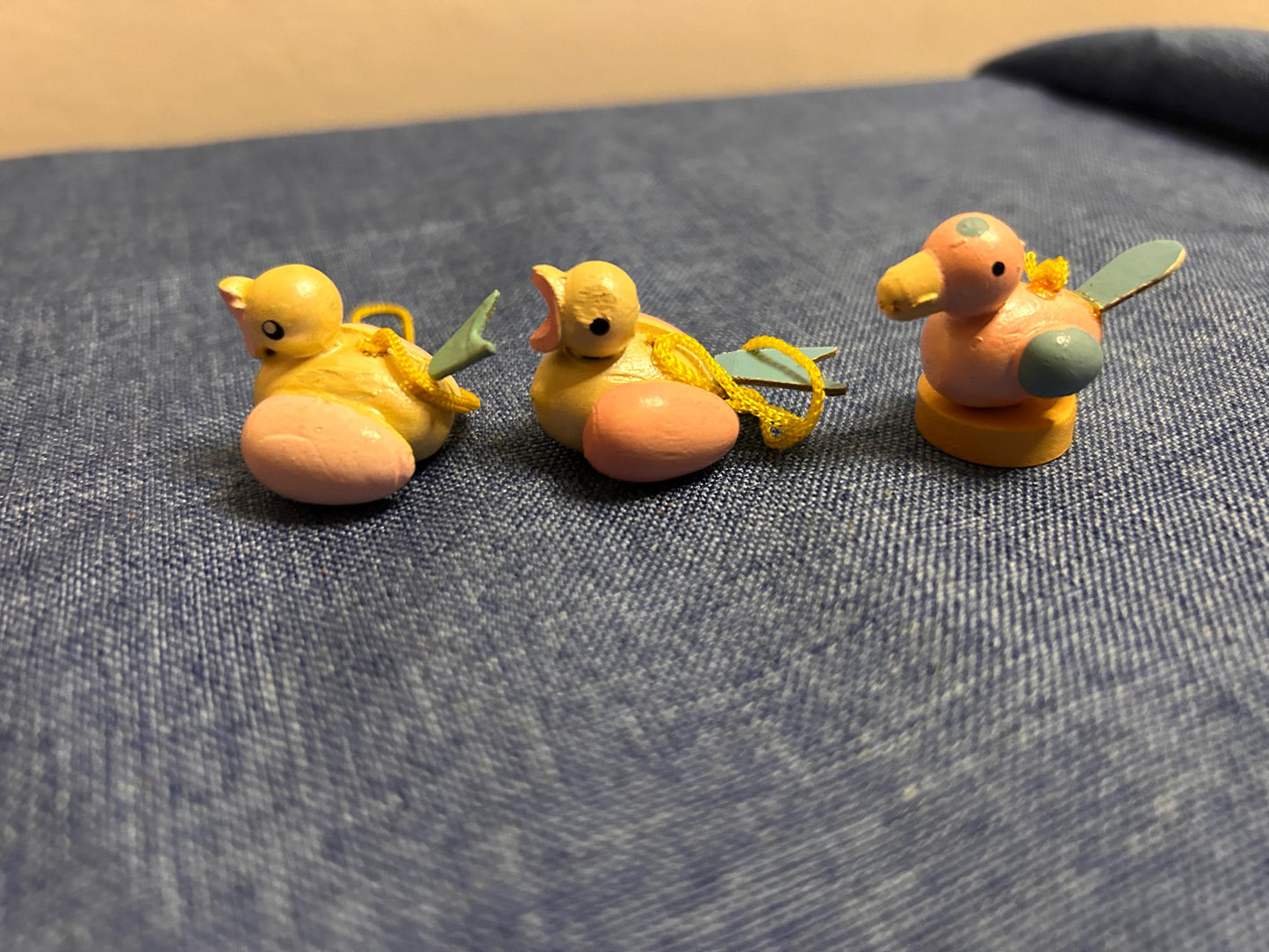 set of three vintage birds