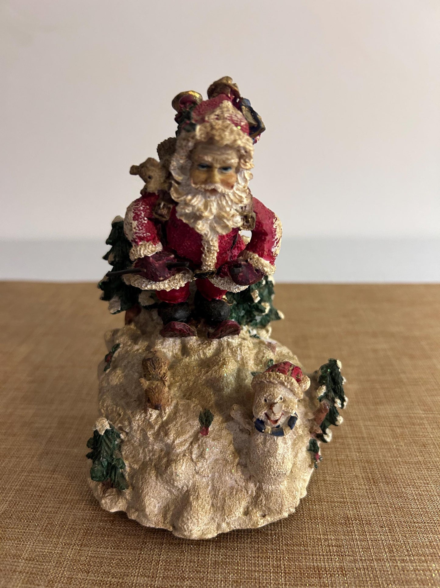 music box Santa Claus