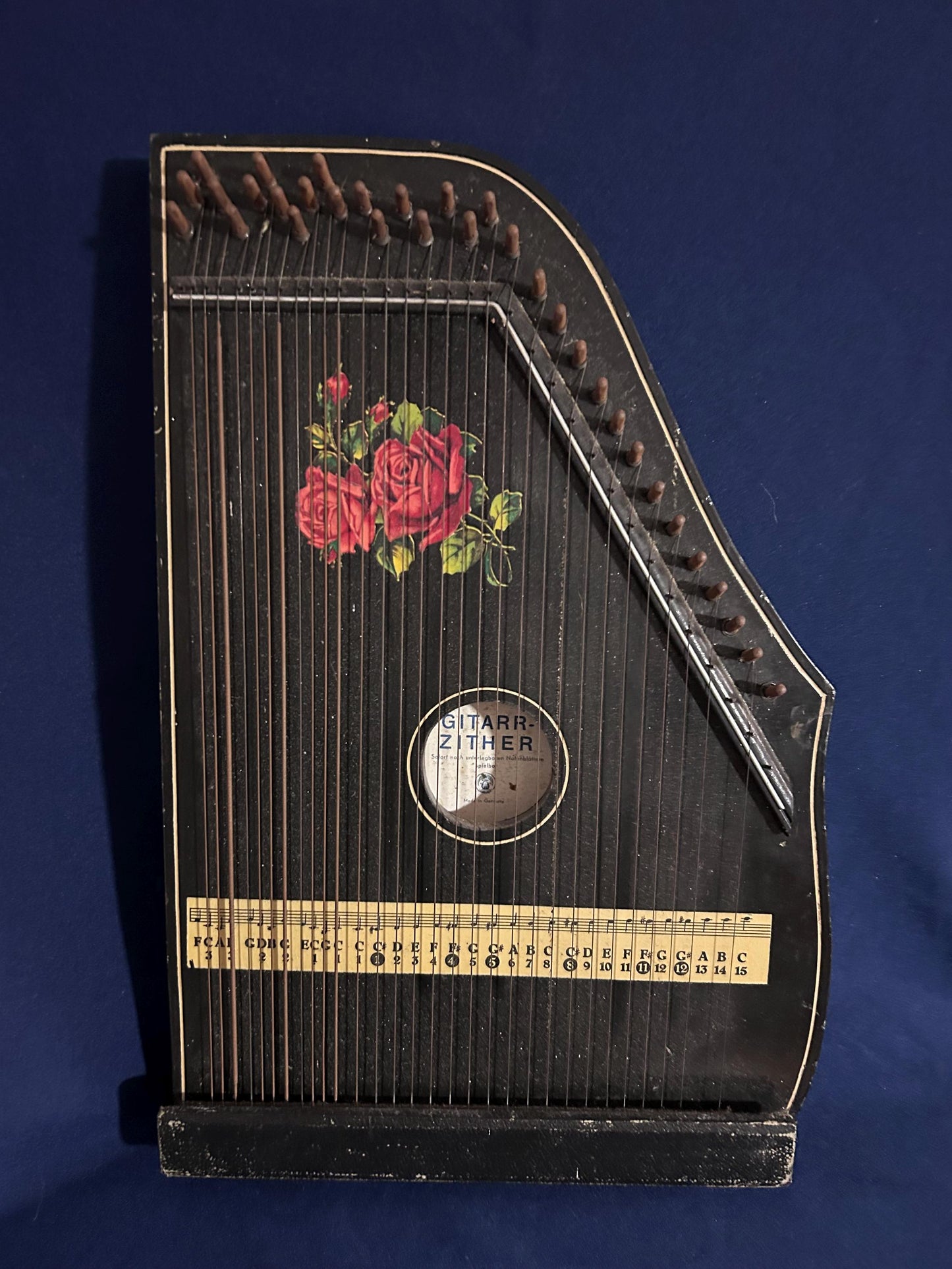 Beautiful zither