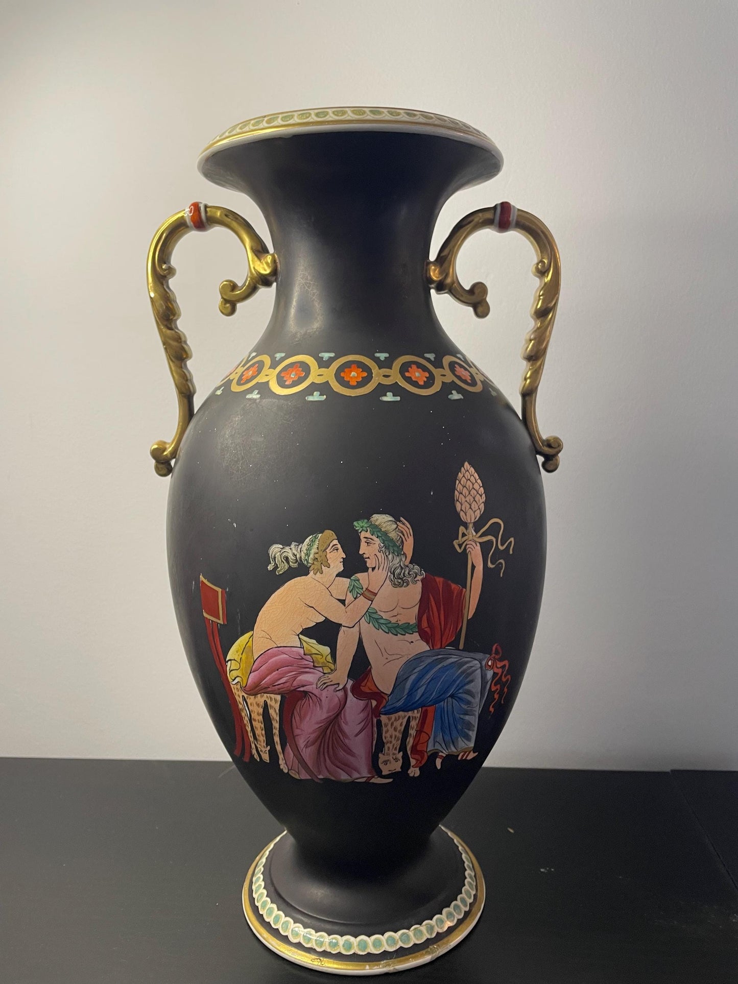 Amphora in classical style