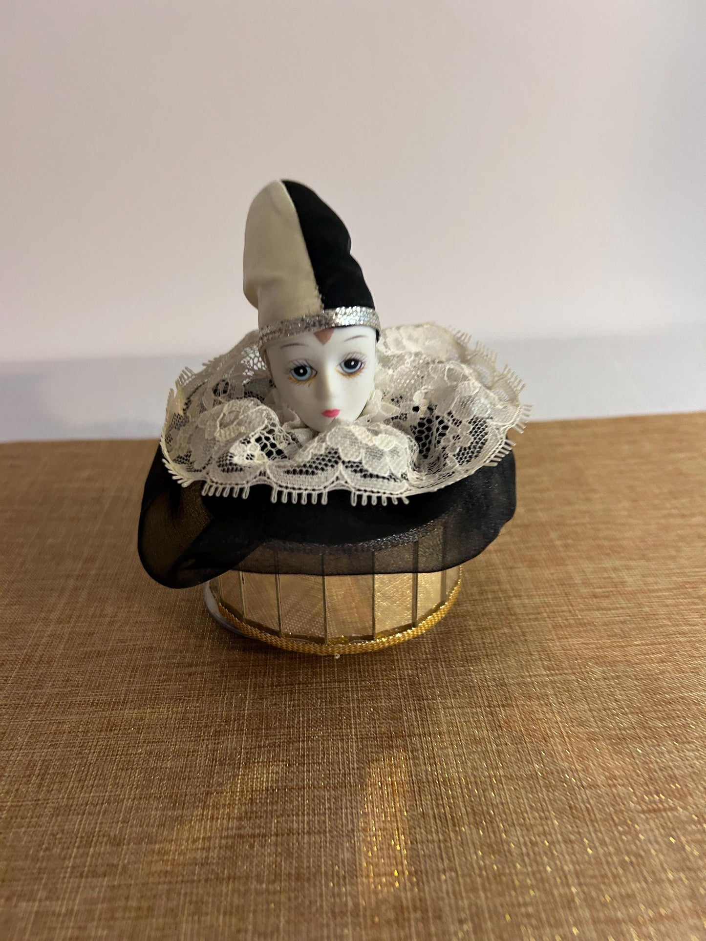 Pierrot music box